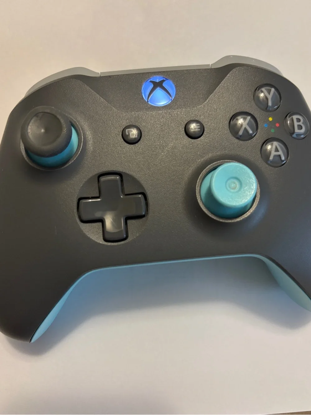 Xbox Wireless Controller - Black with blue Accents Limited Edition Works